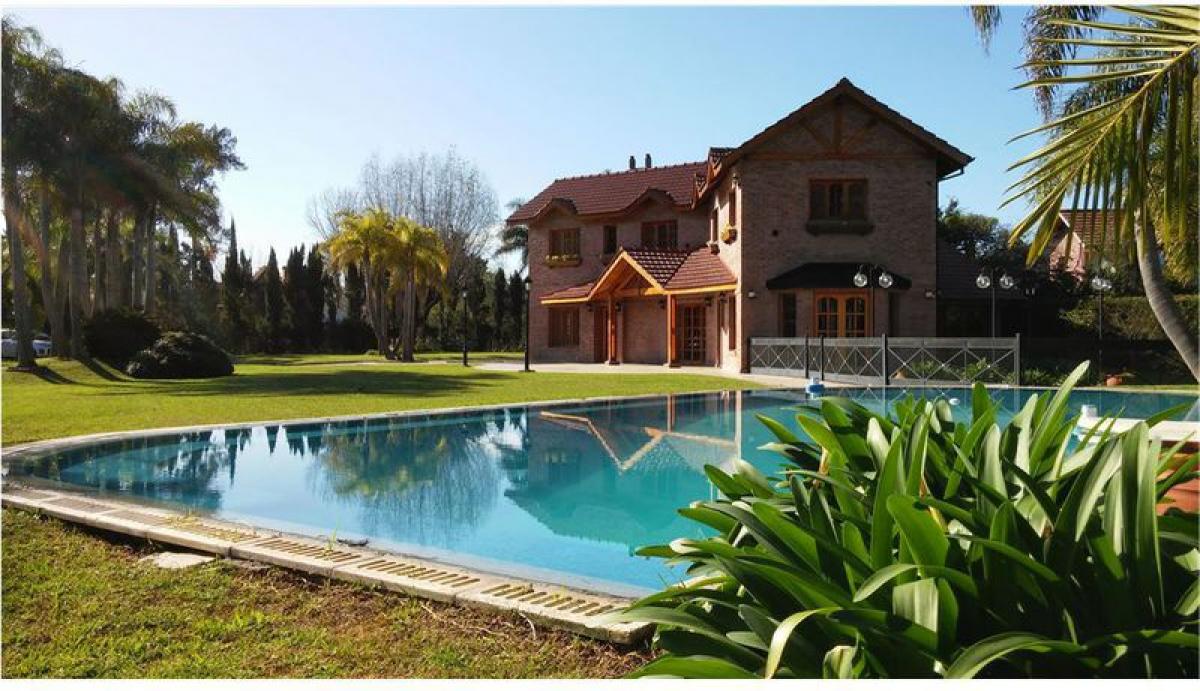 5 bedrooms House in Escobar, Argentina No. 68471