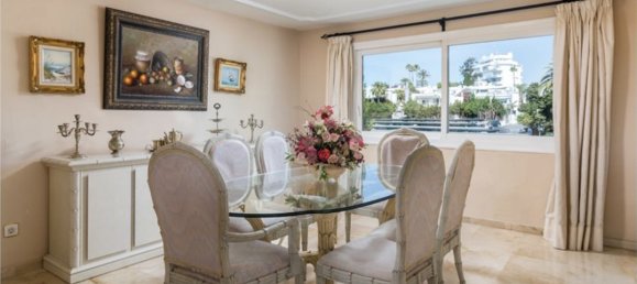 3 bedrooms Villa in Marbella, Spain No. 261070 5