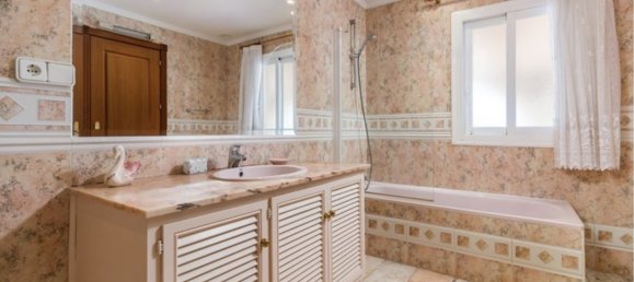 3 bedrooms Villa in Marbella, Spain No. 261070 10