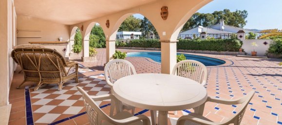 3 bedrooms Villa in Marbella, Spain No. 261070 7