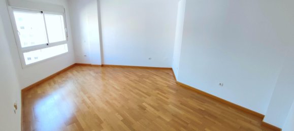 Apartamento de 3 dormitorios en Málaga, Spain No. 148513 65