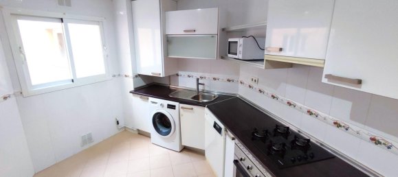 Apartamento de 3 dormitorios en Málaga, Spain No. 148513 3