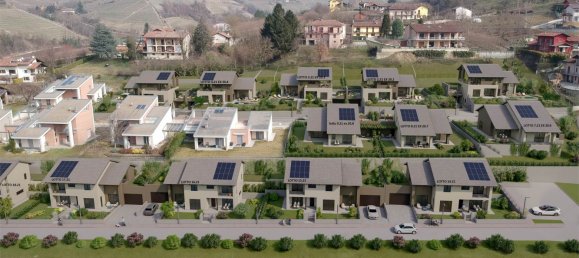 1غرفة قطعة أرض في Alba, Italy رقم 80863 18