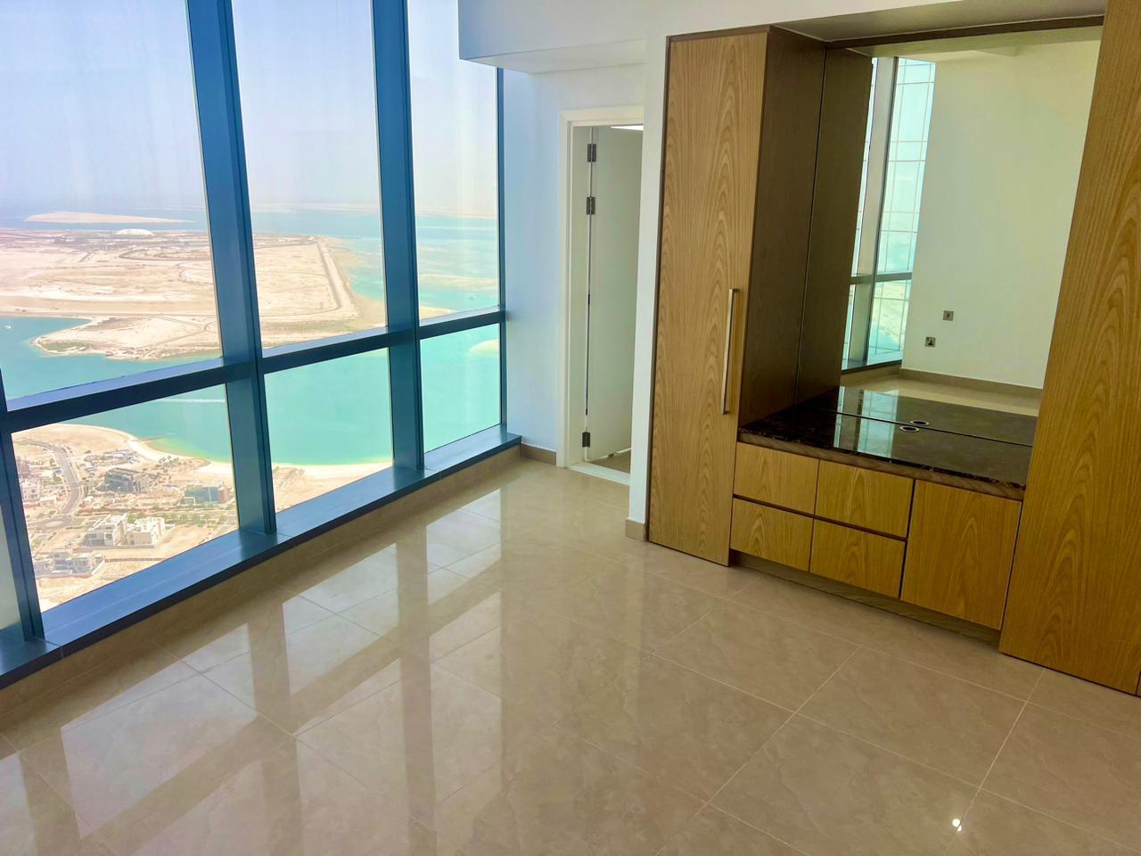 3 bedrooms Apartment in Corniche Road, UAE No. 36907