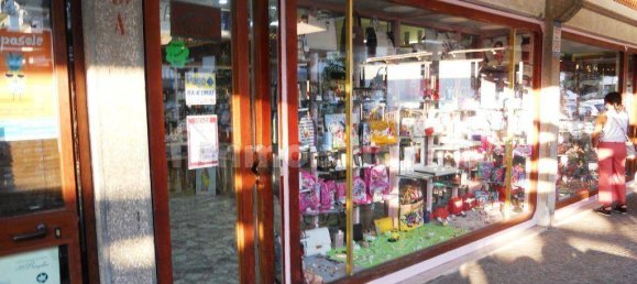 1 room Commercial property in Sessa Aurunca, Italy No. 34172 2