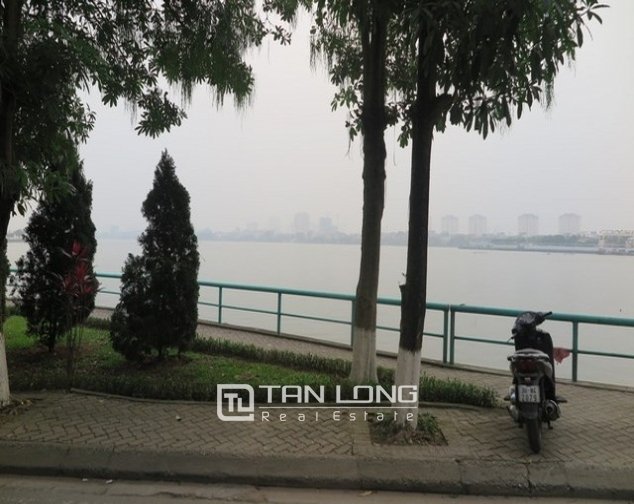 2 bedrooms House in Tay Ho, Vietnam No. 1940