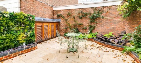 3 bedrooms House in London, United Kingdom No. 12855 4