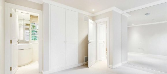 3 bedrooms House in London, United Kingdom No. 12855 5