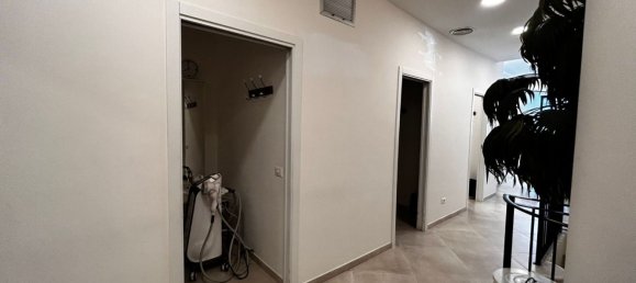  عقار تجاري في Rome, Italy 150متر مربع رقم 203047 5