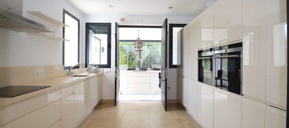 Вилла с 6 спальнями в Марбелья, Испания № 36393 12