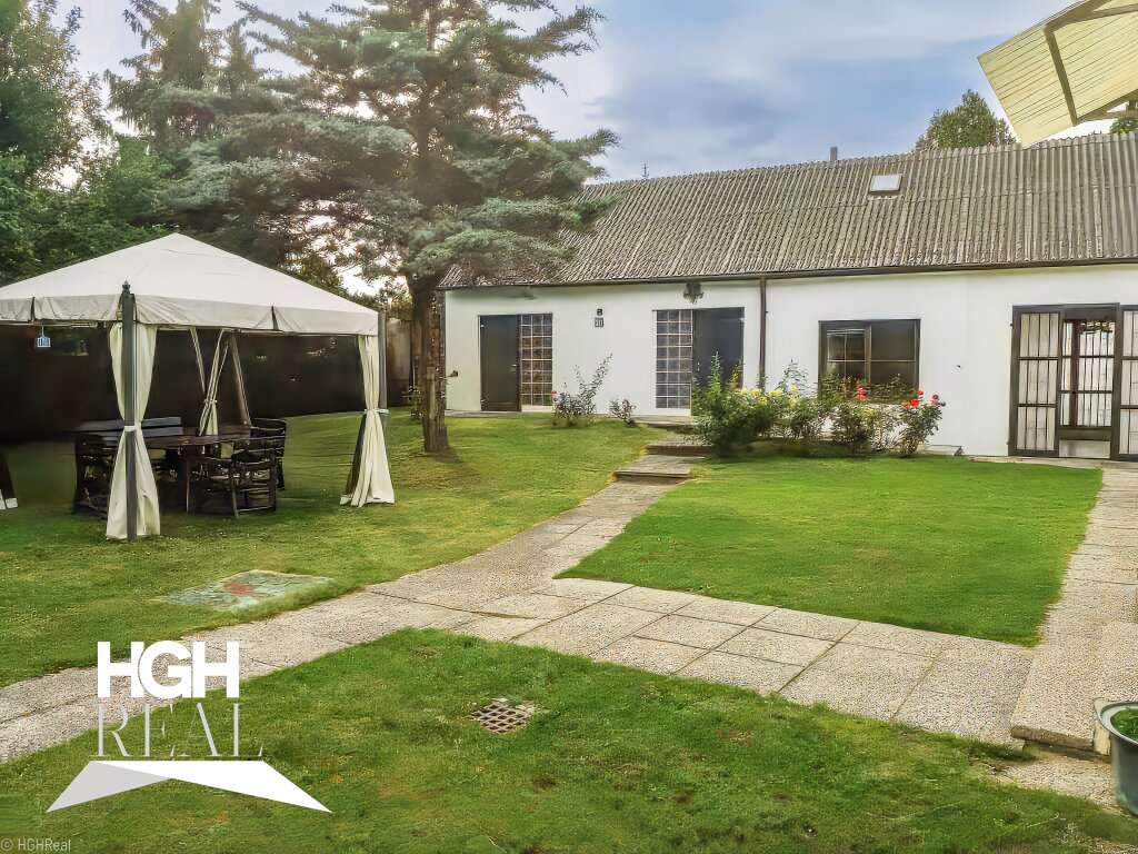 4 rooms House in Bruck an der Leitha, Austria No. 50944