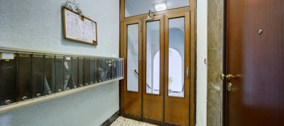 3 rooms Apartment in Turin, Italy No. 214525 5