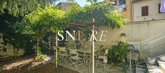 4 rooms Apartment in Florence, Italy No. 284022 10