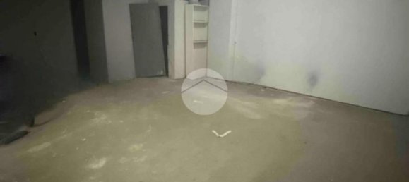 21m² Garage in Mugnano di Napoli, Italy No. 342704 3