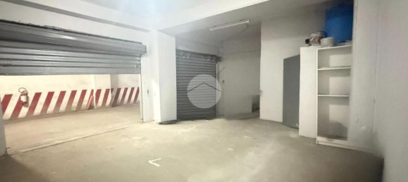 21m² Garage in Mugnano di Napoli, Italy No. 342704 10