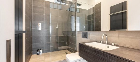 3 bedrooms Maisonette in London, United Kingdom No. 5351 10