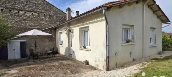 Casa de 6 habitaciónes en Mornac, France No. 333762 14