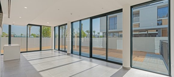 Вилла с 4 спальнями в Arabian Ranches 3, ОАЭ № 111913 3