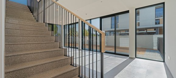 Вилла с 4 спальнями в Arabian Ranches 3, ОАЭ № 111913 13