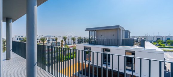 Вилла с 4 спальнями в Arabian Ranches 3, ОАЭ № 111913 7