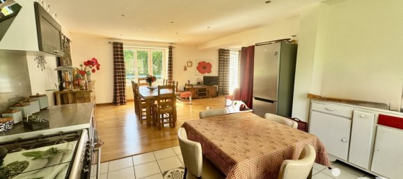 Casa de 5 dormitorios en Pont-sur-Yonne, France No. 206457 11