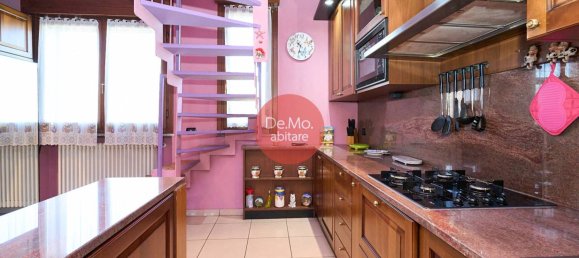 4 غرف نوم فيلا في Lentate sul Seveso, Italy رقم 231896 6