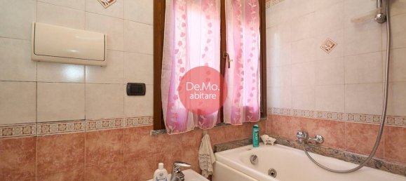 4 غرف نوم فيلا في Lentate sul Seveso, Italy رقم 231896 11