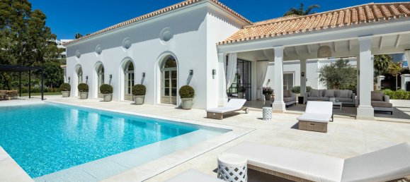 6 bedrooms Villa in Marbella, Spain No. 280094 9