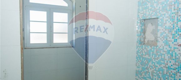 4 bedrooms House in Juncal, Portugal No. 26388 16