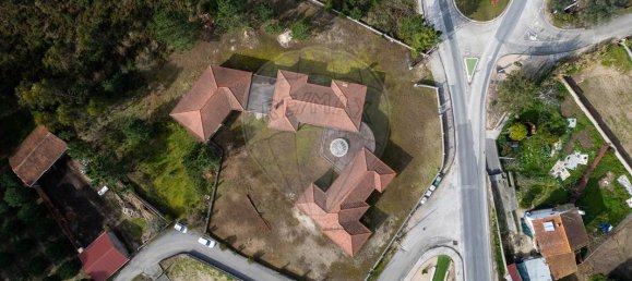 4 bedrooms House in Juncal, Portugal No. 26388 36