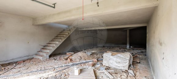 4 bedrooms House in Juncal, Portugal No. 26388 46