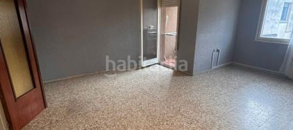 Apartamento de 3 dormitorios en Reus, Spain No. 147908 4