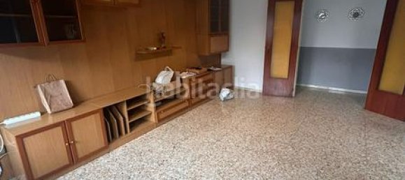 Apartamento de 3 dormitorios en Reus, Spain No. 147908 5