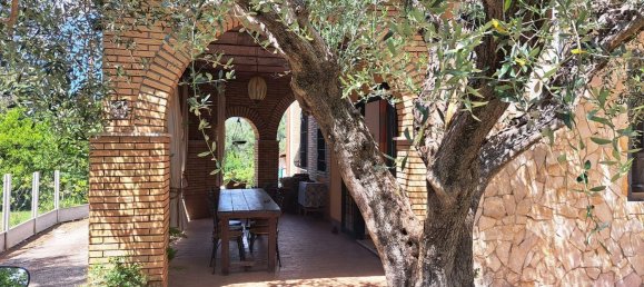 4 rooms Apartment in Lanuvio, Italy No. 277581 3