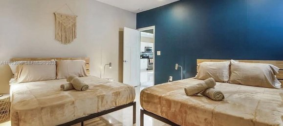 3 Schlafzimmer Villa in Miami, USA, Nr. 615423 11