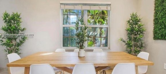 3 Schlafzimmer Villa in Miami, USA, Nr. 615423 16