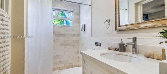 3 Schlafzimmer Villa in Miami, USA, Nr. 615423 7