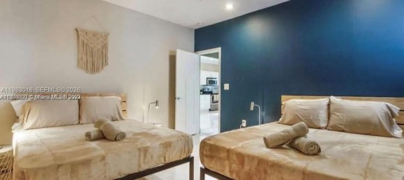 3 Schlafzimmer Villa in Miami, USA, Nr. 615423 25