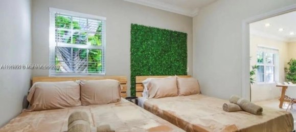 3 Schlafzimmer Villa in Miami, USA, Nr. 615423 24