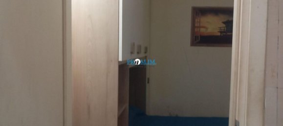 Studio in Naples, Italy No. 277333 6