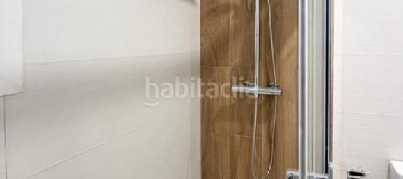 Квартира с 3 спальнями в Сантс-Монтжуик, Испания № 173694 32