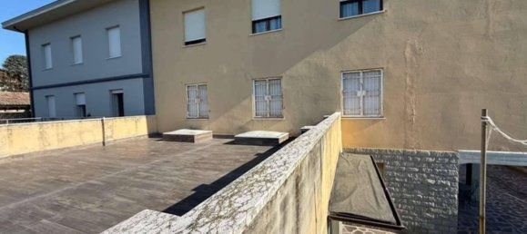 20 rooms House in Sassuolo, Italy No. 80809 11