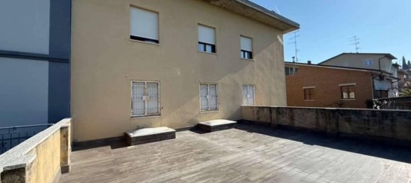 20 rooms House in Sassuolo, Italy No. 80809 3