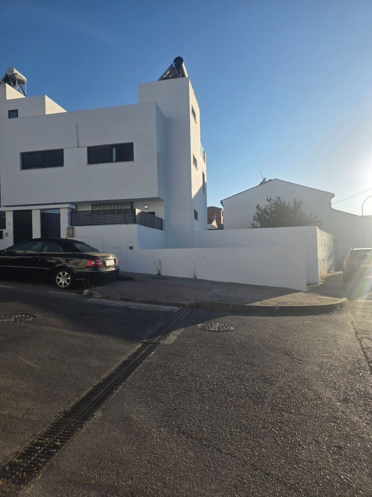 3 bedrooms Townhouse in Cadiz, Spain No. 168836