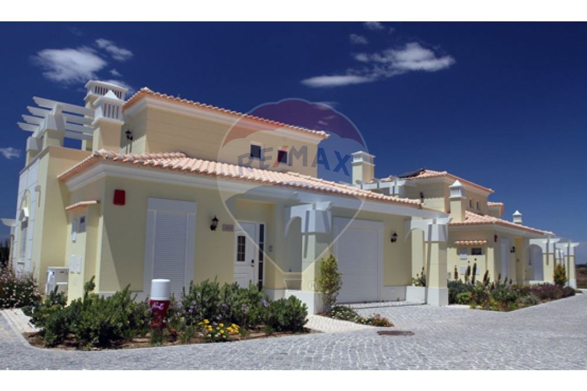 Дом с 2 спальнями в Каштру Марин, Португалия № 24786