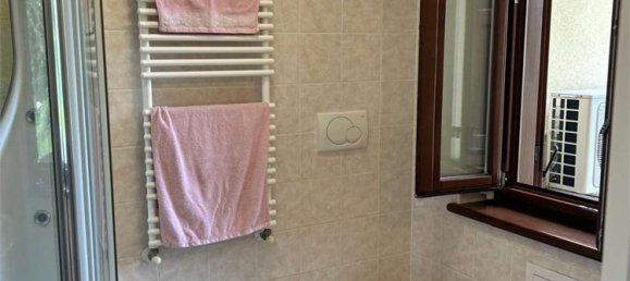 3-Zimmer Haus in Albese con Cassano, Italy, Nr. 15971 15