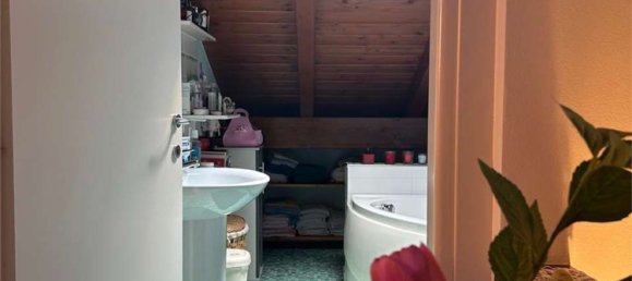 3-Zimmer Haus in Albese con Cassano, Italy, Nr. 15971 18