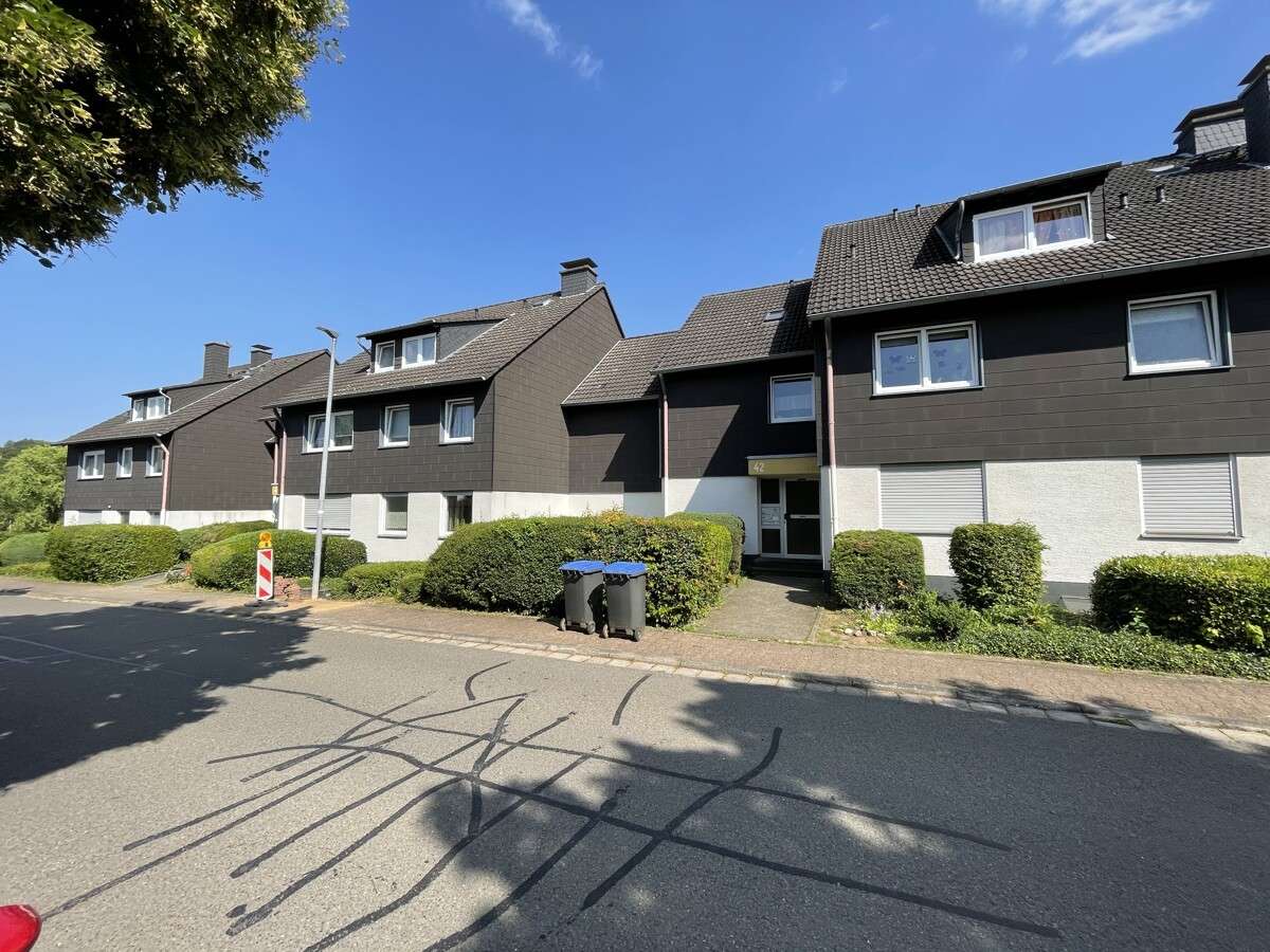 Квартира с 2 спальнями в Бад-Кройцнах, Германия № 175659