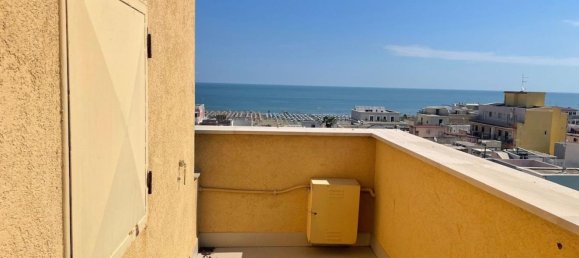 Ático de 2 dormitorios en Margherita di Savoia, Italy No. 331275 11