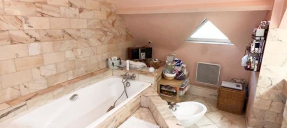 5 chambres Maison à Vaux-sur-Seine, France No. 284192 10